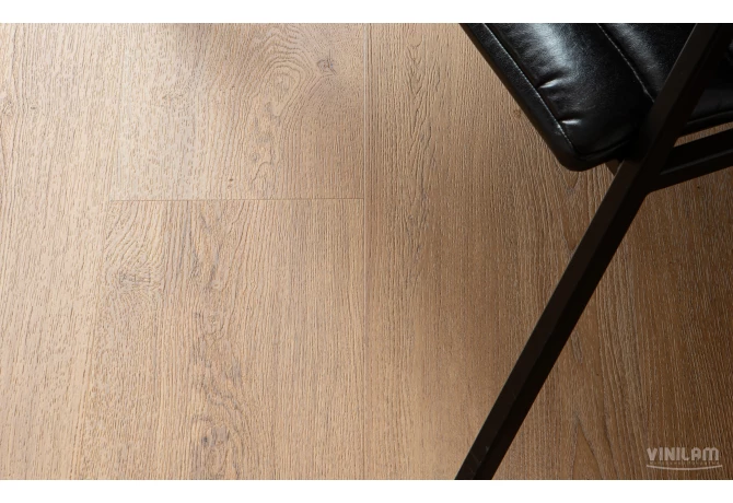 Кварц-винил Дуб Гранада (1227*232*2,5 мм) — купить в Ногинске