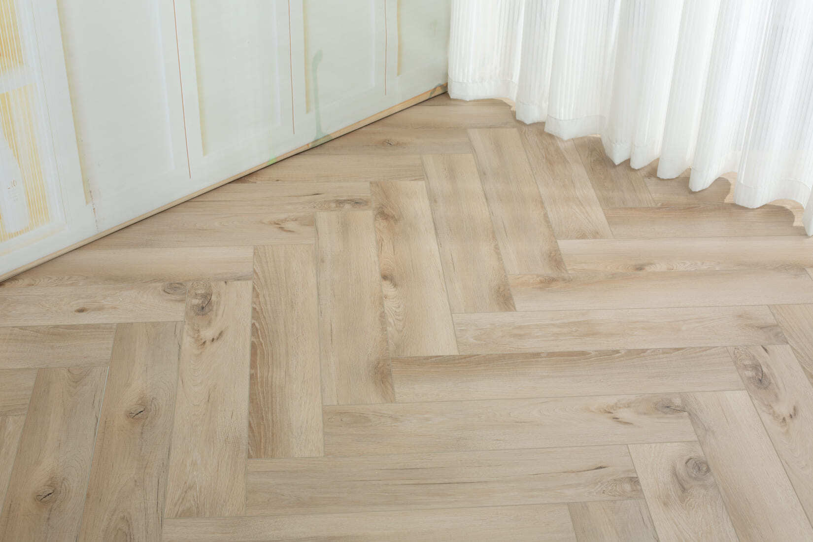 Плитка SPC "OneFloor" 3009 А,В  ЁЛКА (640*128*4 мм) — купить в Ногинске