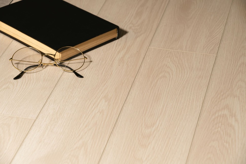 Виниловый ламинат "Bonkeel" Style Дуб Фокси (1200*125*4 мм) — купить в Ногинске