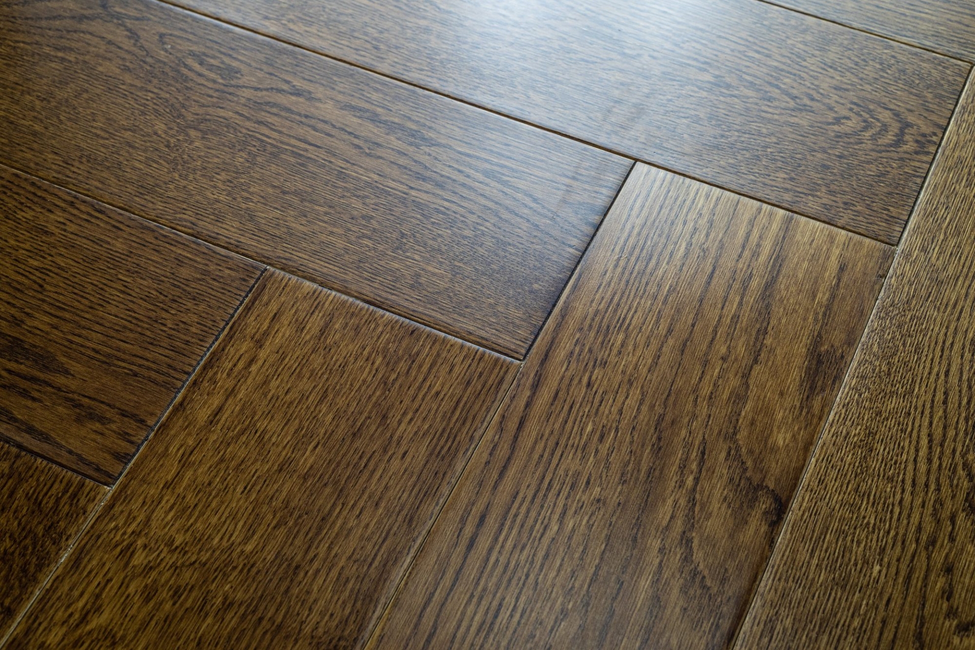 Инженерный паркет «Damy Floor» Ореховый (укладка елочкой) — купить в Ногинске