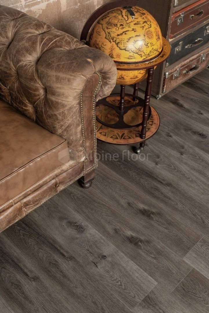Замковая ПВХ плитка "Alpine Floor" Дуб торфяной  (1524*180*8мм) — купить в Ногинске