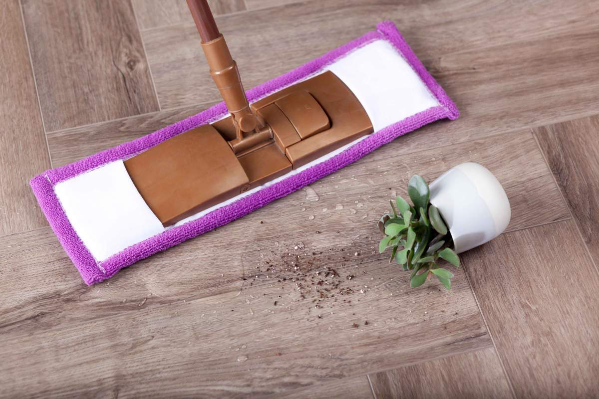 Замковая ПВХ плитка "Aberhof" Carmelita 1862 (615*123*5 мм) — купить в Ногинске