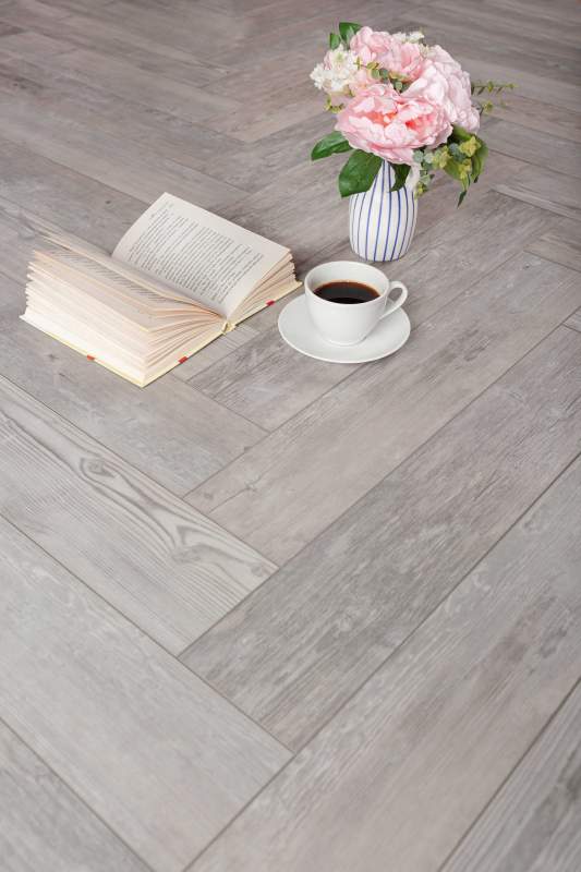 Замковая ПВХ плитка "Aberhof" Carmelita 1687 (615*123*5 мм) — купить в Ногинске