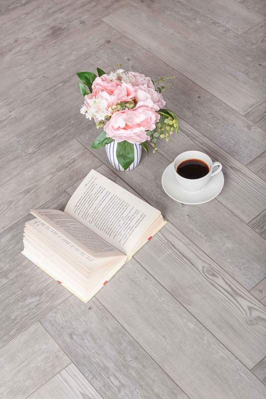 Замковая ПВХ плитка "Aberhof" Carmelita 1687 (615*123*5 мм) — купить в Ногинске