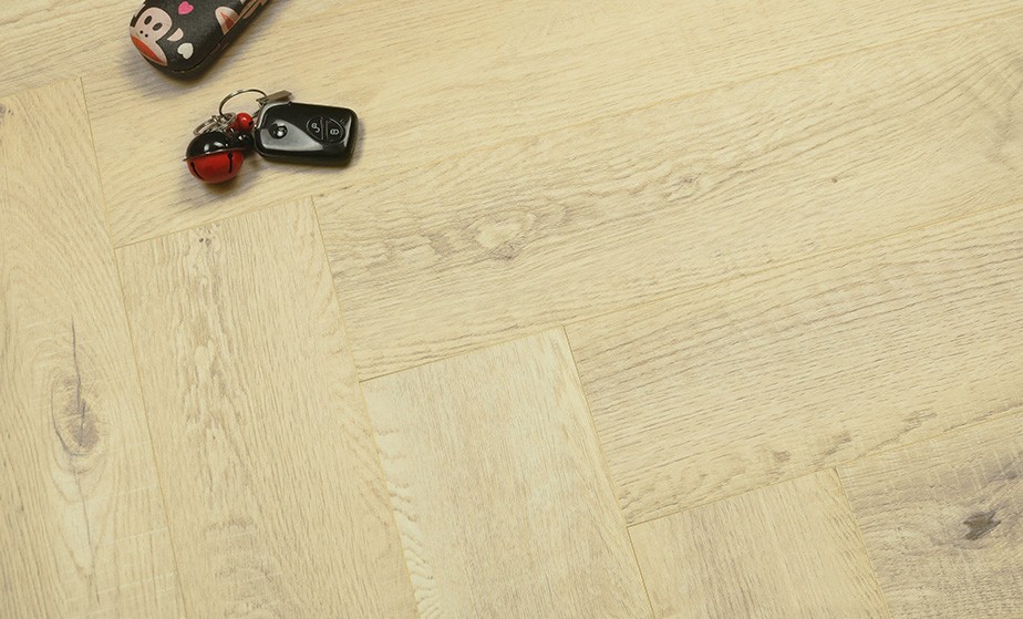 Ламинат SPC AquaMax Дуб Шамбор (640*128*4 мм) — купить в Ногинске