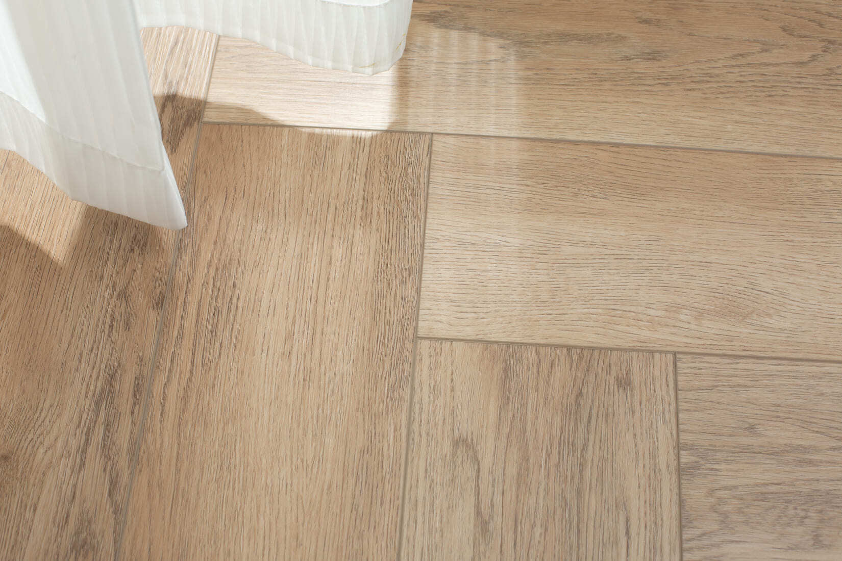 Плитка SPC "OneFloor" 3028 А,В  ЁЛКА (640*128*4 мм) — купить в Ногинске